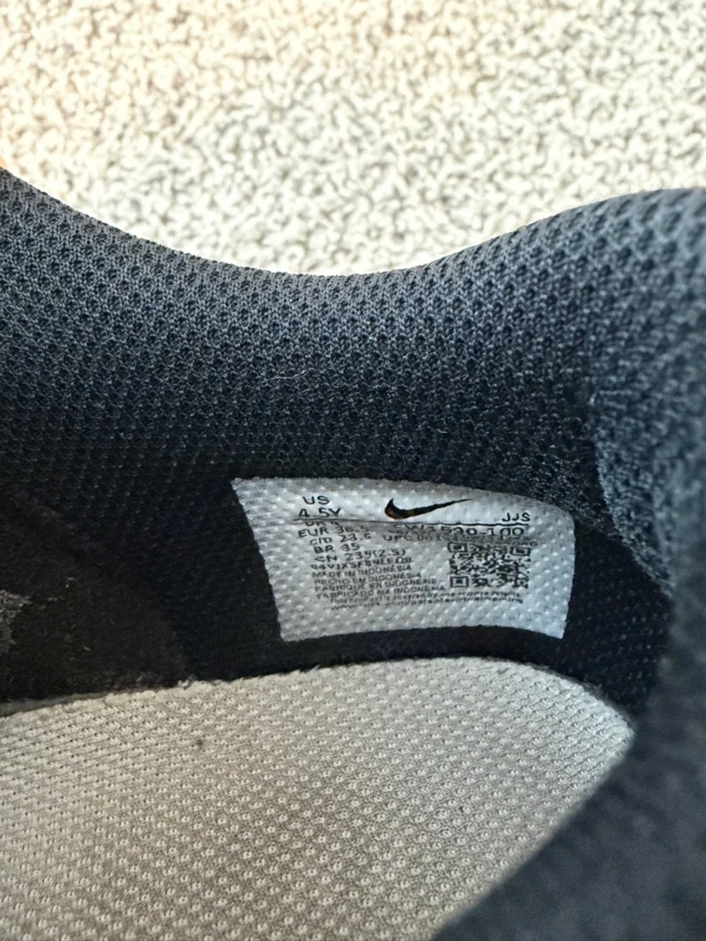 Nike Kids‎ Black & White Low-Top Sneakers